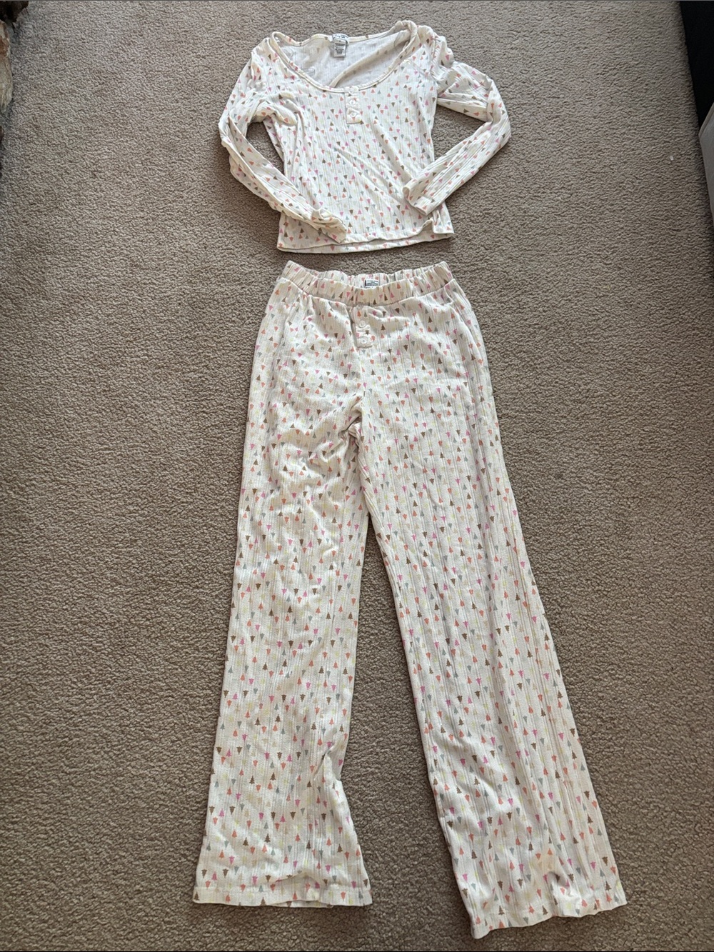 Better Together Xmas Cream Two-Piece Pajama Set size small